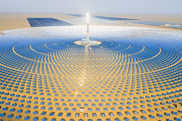 “去了55个国家,52个用的都是中国生产的光伏设备”