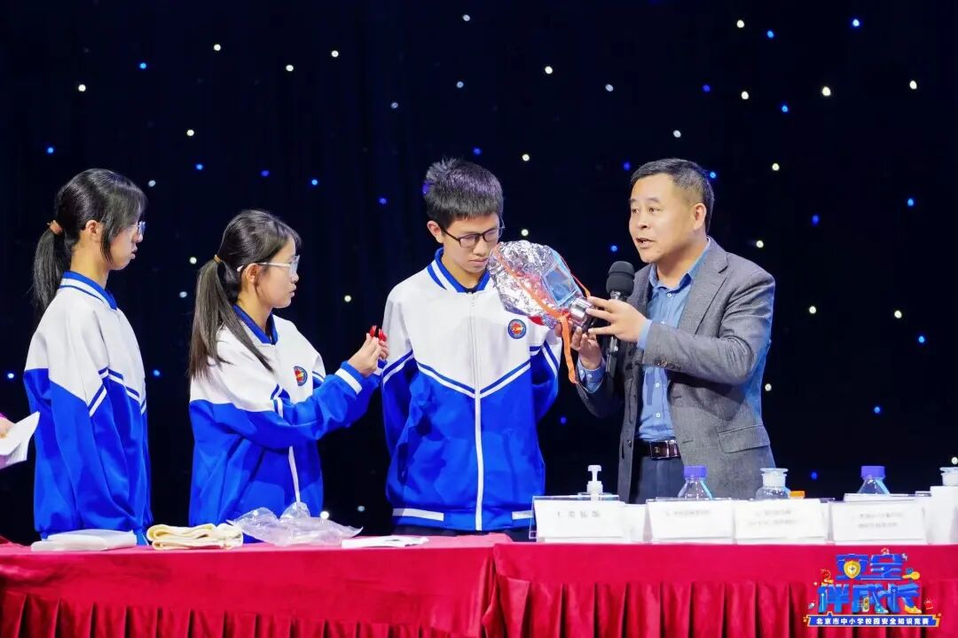 每日大赛校园大赛热门事件(每日大赛 微博)