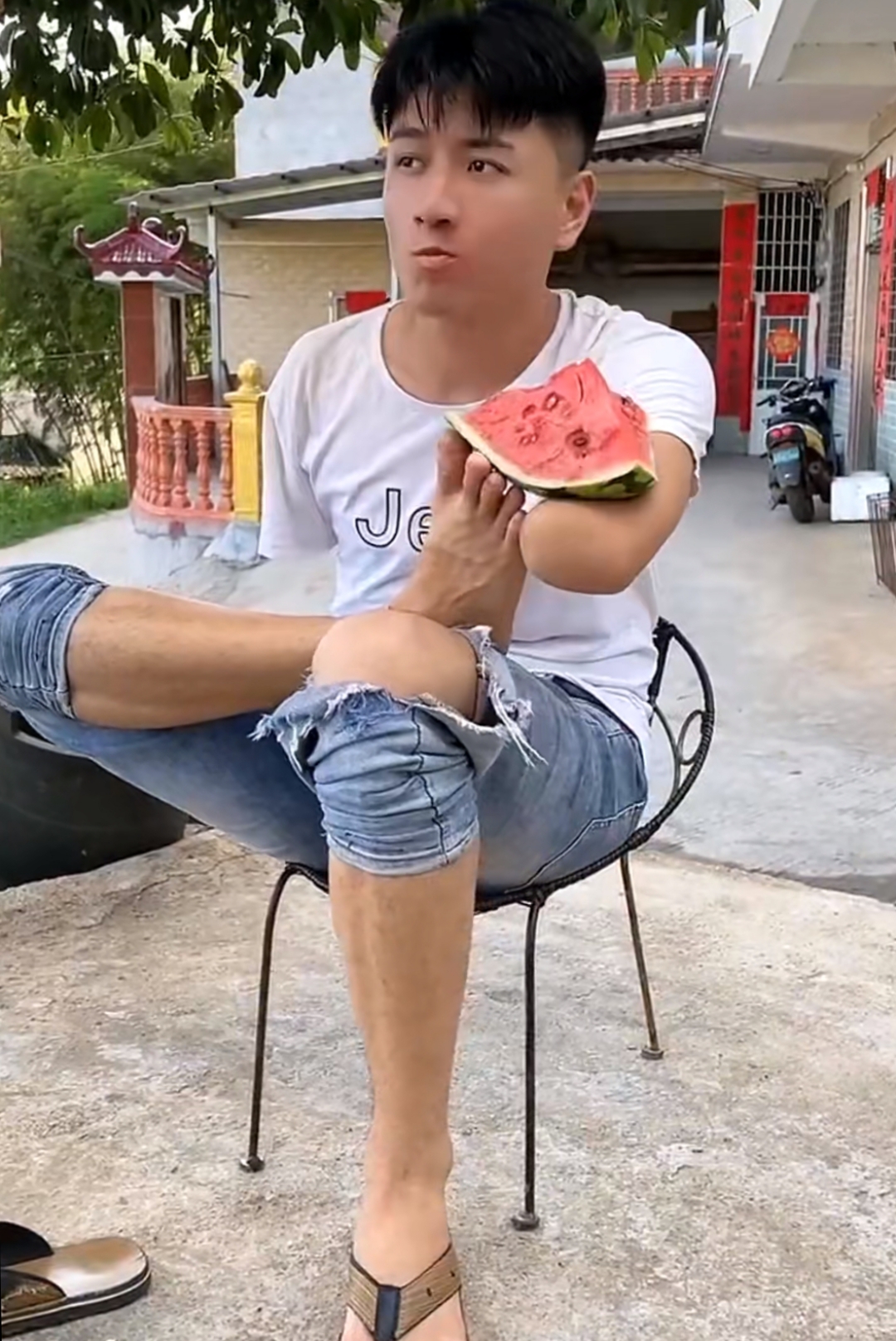 吃瓜大圣李众(瓜瓜吃瓜ppt课件的作用) 吃瓜大圣李众(瓜瓜吃瓜ppt课件的作用)