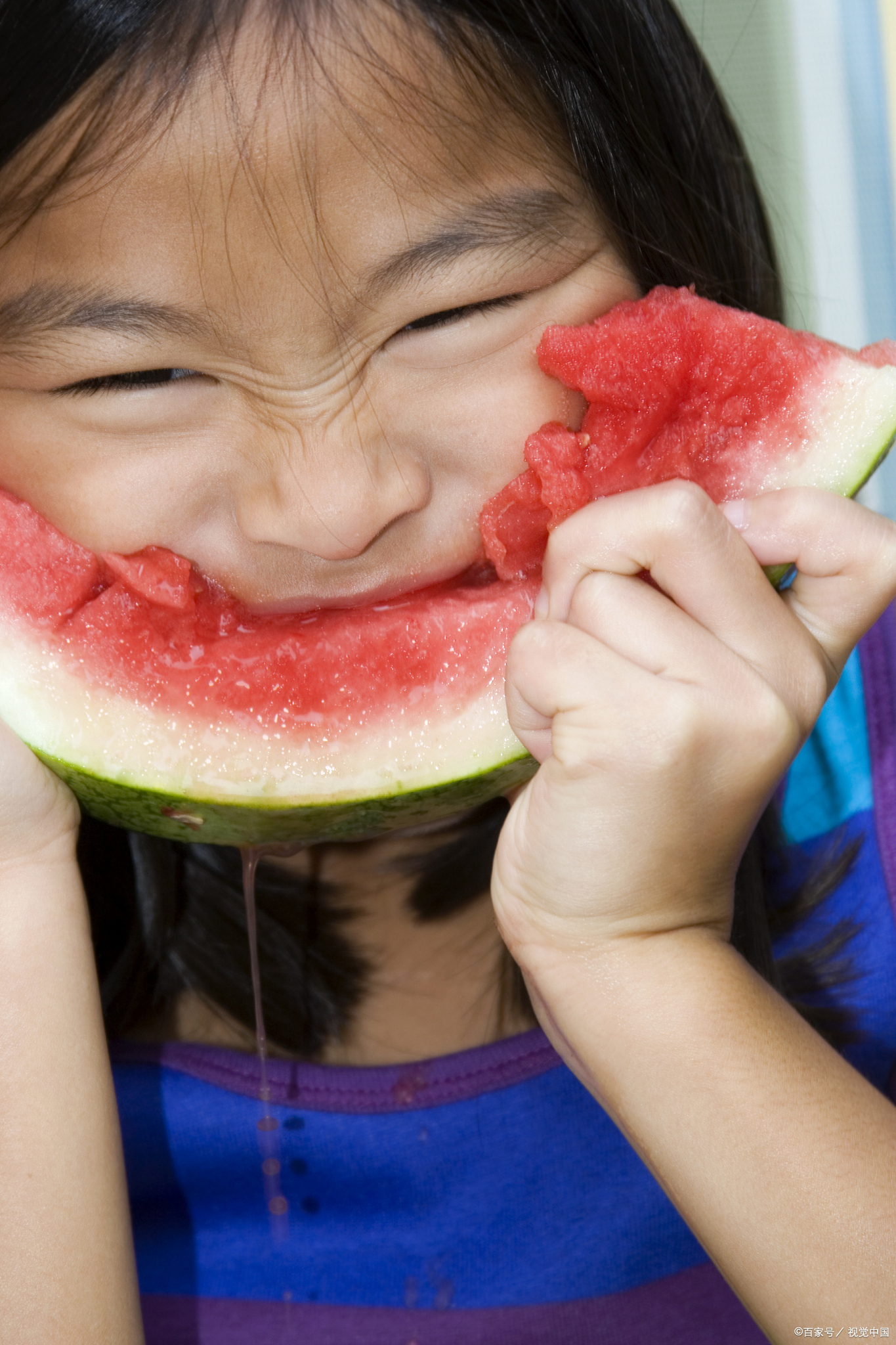 吃瓜少女萌(吃瓜少女萌第一集) 吃瓜少女萌(吃瓜少女萌第一集)