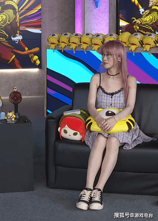 每日大赛校园大赛反差大赛直播(每日大赛校园大赛反差大赛报名入口)