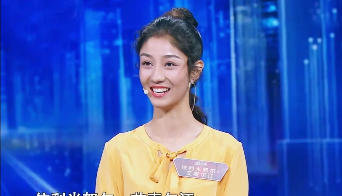 往期内容每日反差大赛怎么写(每日大赛网红反差大赛往期内容)