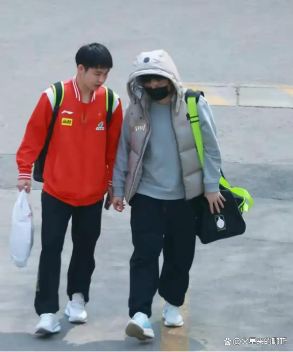 每日反差大赛校园活动(反差案例)